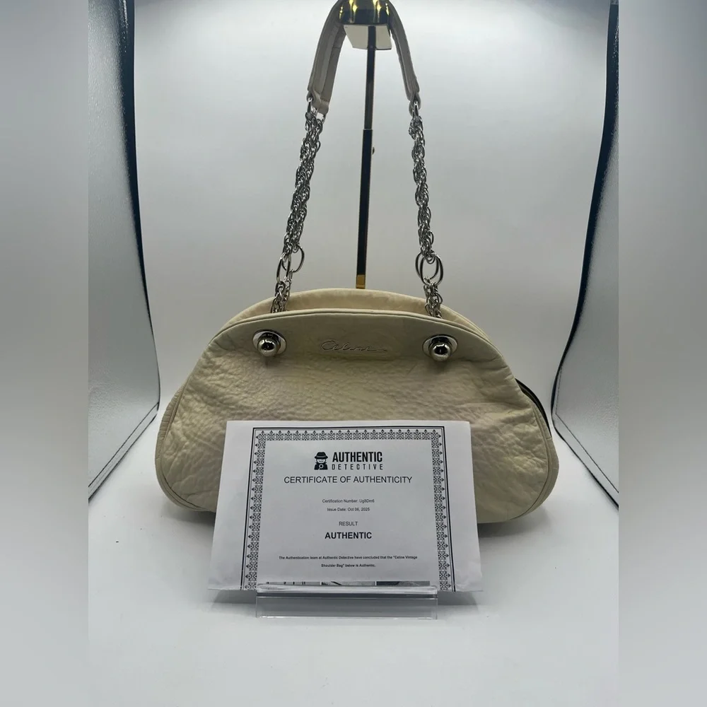 Vintage Celine cream pebble leather Bean Shaped Shoulder bag - Picture 2 of 11